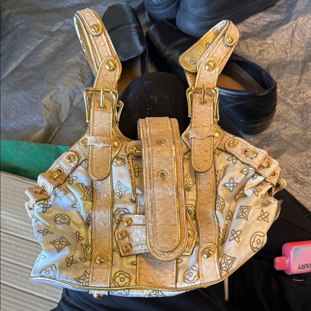 Louis Vuitton Vintage Theda PM bag